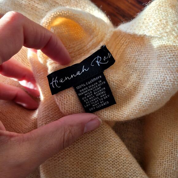 Hannah Rose Cashmere Cape Poncho Beige - Picture 3 of 4